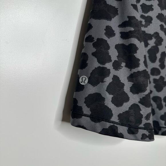 Lululemon One Shoulder Animal Print Striped Tank Women's Gray Black Size 6? - Picture 4 of 4